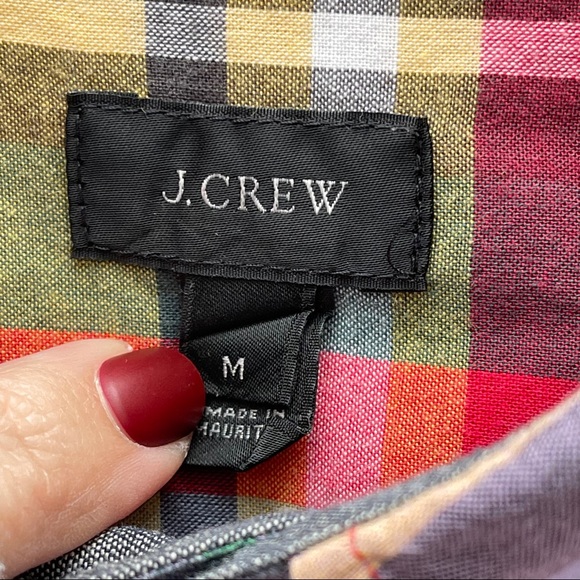J. Crew plaid button up shirt medium red blue Christmas holiday thanksgiving - Picture 2 of 4